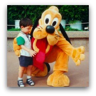 Hong Kong Disneyland Highlights: Meet a Disney Character